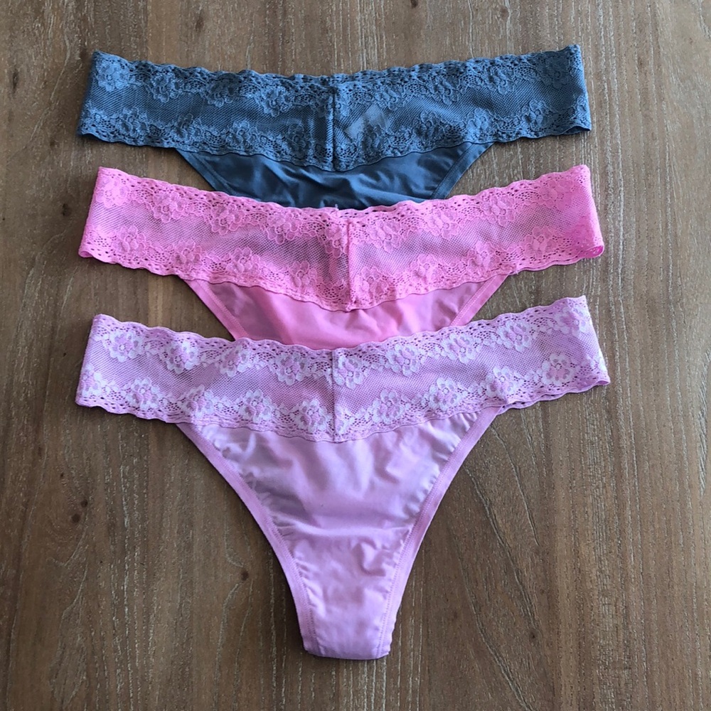 Natori bliss perfection thongs 3